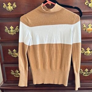 Women’s Tan and White Sweater